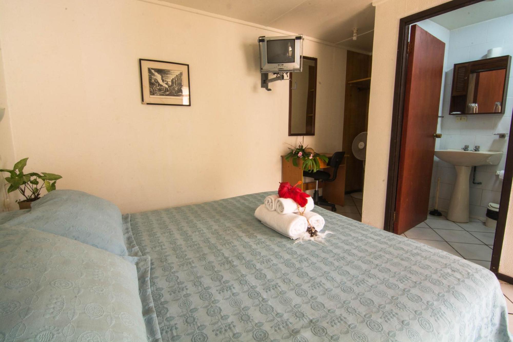 Hotel Hotu Matua By Ei Hanga Roa Eksteriør billede